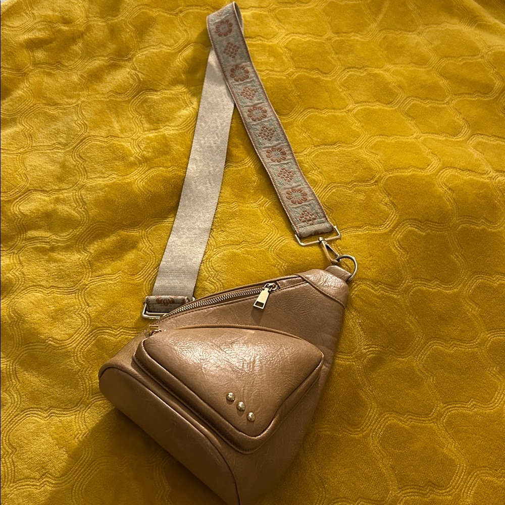 Austin sling bag with adjustable strap, caramel